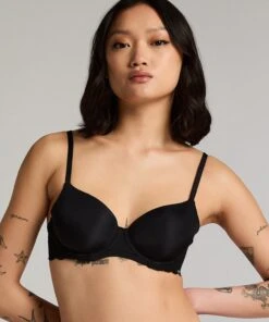 Vorgeformter Bügel-BH Angie Mit Spitze