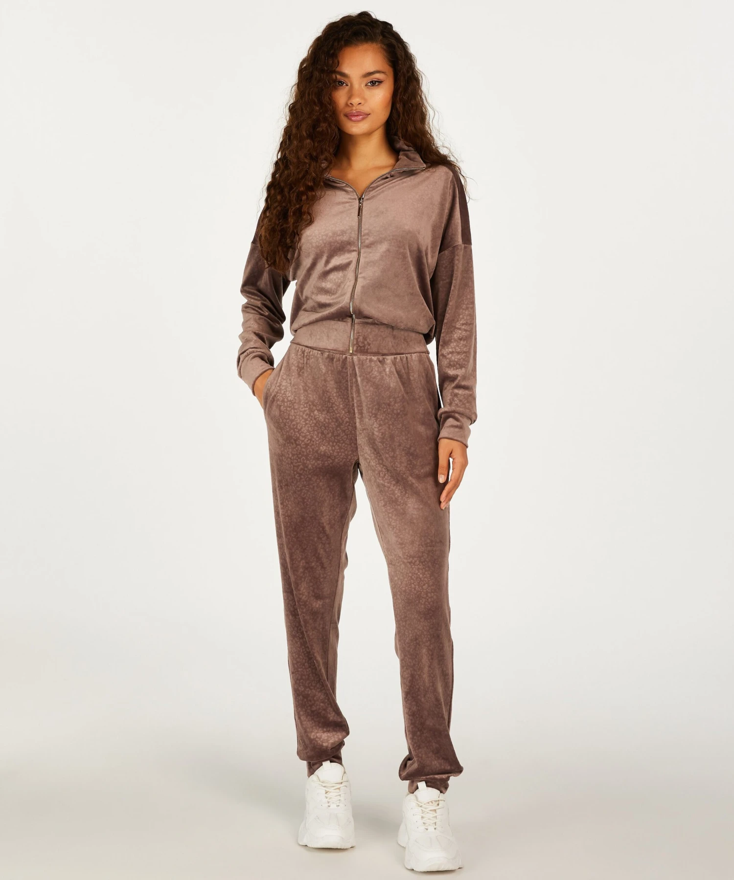 Jogginghose Velours 3 Jogginghose Velours